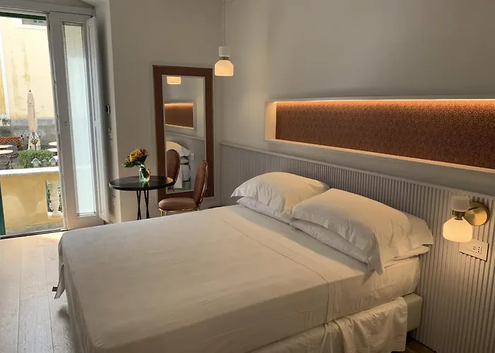 Alojamento de Acomodação e Pequeno-almoço Raponsoli Tropea